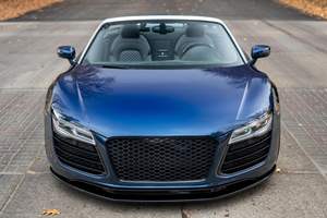 AUDI R8 V10 SPYDER 2014 USADO, Volante a la Izquierda/Derecha - Product Image 2