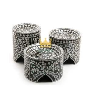 Support à gâteau rond de luxe en nacre avec incrustations détaillées pour les fêtes du Ramadan et la décoration intérieure - Product Image 4