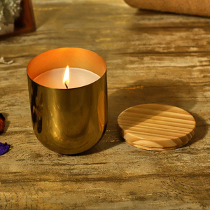 Portavelas de cobre puro grabado con logotipo personalizado al por mayor y frascos para velas, portavelas perfumado de cera de soja vacía a granel - Product Image 5