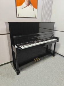 KAWAI CX21 Piano acoustique droit japonais d'occasion de qualité supérieure Clavier de table d'harmonie en bois massif style classique Marteau Beffa - Product Image 1