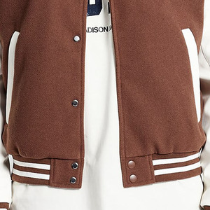 Dernière Offre Spéciale Veste universitaire marron avec écusson brodé pour hommes en laine véritable Letterman College Baseball Bomber Bomber Jacket - Product Image 5