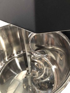 Mezclador de masa en espiral eficiente de 3 Kg para pizzerías Amasadora potente y duradera - Product Image 4