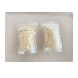 Carne de coco congelada más vendida con cubos IQF en rodajas de 99 Gold Data Vietnam - Product Image 6