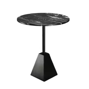 Meilleur design Table à vin Finition dorée Fabriquée à la main Table centrale Mobilier Villa Café Table d'appoint en métal Hôtel et restaurant - Product Image 6