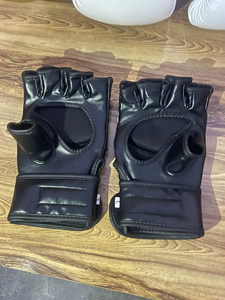 Guantes Profesionales de Entrenamiento de Boxeo MMA |   Guantes de Combate de Medio Dedo |   Ropa Deportiva Transpirable y Absorbente de Impactos para Artes Marciales - Product Image 6