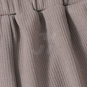 กางเกงขาสั้นลำลองสีพื้นคุณภาพสูงสำหรับผู้หญิง ขอบขาพับได้ ระบายอากาศดี เป็นมิตรกับสิ่งแวดล้อม แห้งเร็ว เนื้อผ้าบางเบา แต่งระบาย - Product Image 6