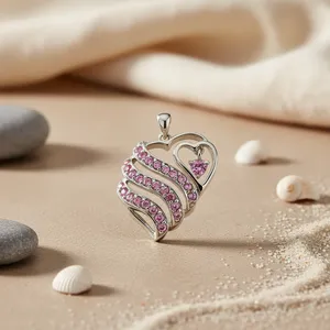 Colgante de Corazón de Cristal Rosa Brillante para Regalos de Joyería para Mujer - Product Image 1