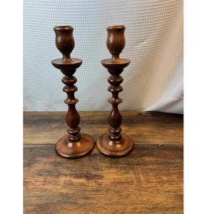 Portavelas de Madera Marrón de Primera Calidad Hechos en India, 11 Pulgadas de Alto, para Sala de Estar, Mesa de Comedor y Decoración del Hogar de Diseño, en Oferta - Product Image 1