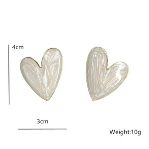 Orecchini a perno romantici e di tendenza coreani con smalto a goccia, a forma di cuore grande bianco, per donne e ragazze, in lega di zinco e ottone, regalo religioso - Product Image 5