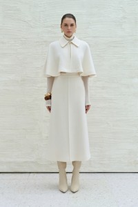 คอลเลคชั่นใหม่ กระโปรงผู้หญิง กระโปรงมิดิ SENJI ผ้าทวีด ผ้าขนสัตว์ ทรงเอไลน์ ดีไซน์ ODM กระโปรงรักษ์โลกสำหรับผู้หญิง จากแบรนด์ WhiteAnt - Product Image 5