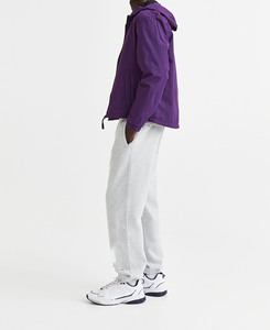 กางเกงจ็อกเกอร์ทรงวินเทจเอวกลางสำหรับผู้ชาย ผ้าบางเบา ระบายอากาศ แห้งเร็ว มีหลายกระเป๋า บริการรับผลิตตามแบบ (OEM) มีให้บริการ - Product Image 4