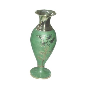 Florero de latón de alta calidad con grabado, acabado verde y dorado para decoración del hogar, florero de Decoración de mesa - Product Image 6