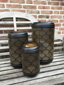 Lanterne décorative en fer exquise idéale pour rehausser l'atmosphère de la maison lors d'occasions spéciales et de célébrations religieuses - Product Image 2