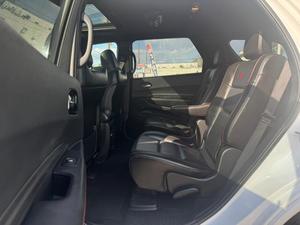 2023 D-o-d-g-e D-u-r-a-n-g-o R/T Premium AWD bajo kilometraje y precio asequible en stock listo para enviar - Product Image 6