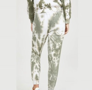 Survêtement pour femmes en vrac en gros minimal décontracté deux pièces ensemble de vêtements de détente élégant à la mode tous les jours tenue moderne - Product Image 4