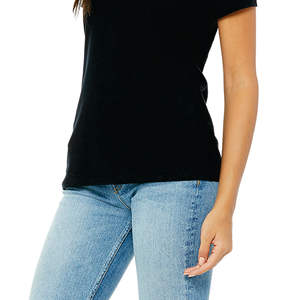 Airlume – T-Shirt à manches courtes et col en v pour femme, 100% en coton peigné et avec anneau, simple, 4.2 oz, noir - Product Image 5