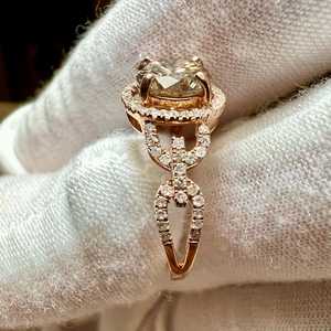 2.00CT VS1 Lab Grown Color marrón redondo corte brillante diamante Halo anillo 14K oro rosa fiesta de compromiso regalo para boda perfecta - Product Image 2