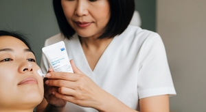 Crème K-Beauty PDRN EGF Adenosine Cica Centella Shea Butter Hydratante Nourrissante Revitalisante pour Tous Types de Peaux OEM/ODM - Product Image 5