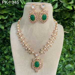 Conjunto de collar nupcial tradicional Kundan, joyería de latón con diamantes americanos para bodas y compromisos - Product Image 1