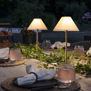 Retro in metallo Base paralume lampada da tavolo luce lampada da tavolo di lusso decorazione per la casa postmoderna minimalista Touch lampada da tavolo - Product Image 1