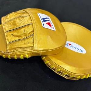 Gold Winning Boxing Oval Curved Punch Mitts Boxeo Punching Mitts Diseño de logotipo personalizado Impreso Focus Pads Mitts Boxing Focus Pad - Product Image 2