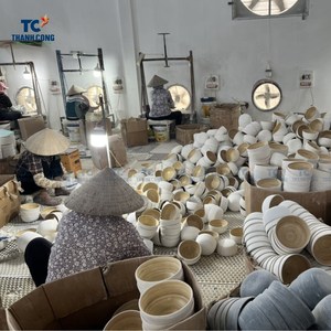 Plateaux en laque de haute qualité faits à la main au Vietnam pour les repas coffrets cadeaux et articles ménagers décoratifs écologiques - Product Image 5