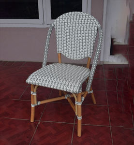 EcoHut Original Jepara Indonésie Mobilier commercial Base en rotin synthétique naturel Salle à manger Bistro Resto Chaise avec bois de teck - Product Image 3