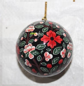 Vintage-Inspired Paper Mache Christmas Ornaments for Festive Cheer Perfect Decorations for the Holiday Season - Product Image 4