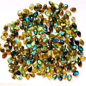 Labradorita facetada multi llamativa, lote de piedras preciosas sueltas, forma de pera, 7x9mm, ambos lados facetados, 20 piezas - Product Image 1