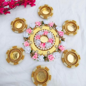 Festival indio tradicional Decoración de celebración del hogar-Portavelas artístico Rangoli Flores artificiales Luces de té Venta de metal - Product Image 6