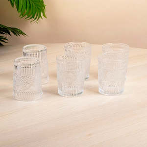 Juego de 6 Vasos de Vidrio con Relieve de Girasol, Diseño Único y Elegante para su Hogar o Mesa - Product Image 1