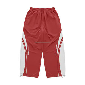 Conjunto Deportivo Personalizado para Hombre con Tiras Reflectantes y Bordado Exquisito, Estilo Urbano, Corte Holgado - Product Image 3