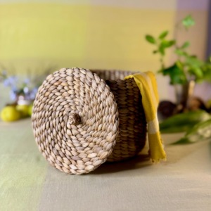 Boîte ronde en jacinthe d'eau avec couvercle, écologique, décoration naturelle pour la maison, vente en gros en provenance du Vietnam - Product Image 2