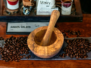 Ensemble mortier et pilon en bois massif fait à la main, broyeur d'épices et d'herbes en bois naturel, écraseur manuel d'ail et de masala, traditionnel - Product Image 6