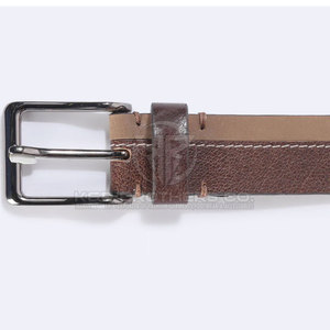 Cinturón de cuero versátil para hombre, estilo informal con hebilla de acero, acabado liso para pantalones vaqueros, trajes - Product Image 3