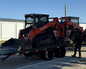 Cargadora Compacta de Orugas Kubota SVL75-3 de 75HP, Minicargadora Hidráulica sobre Orugas, Maquinaria de Construcción - Product Image 1