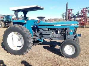 Tractor agrícola Ford 8000 usado en oferta, 4x4 diésel |   Tractor agrícola confiable en venta, envío desde Austria, entrega rápida - Product Image 5