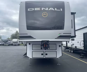 Autocaravana/Remolque de Viaje Dutchmen Denali 366RK 2025 2024 2026 - Product Image 2