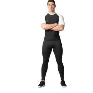 Nouveau T-shirt de sport à compression sans couture à séchage rapide pour homme, en polyester, imprimé avec logo personnalisé, manches courtes, course à pied, entraînement, rashguard - Product Image 5