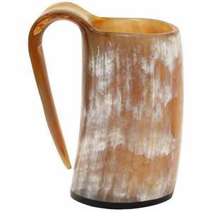 Auténtica Jarra de Cuerno Animal, Hecha a Mano por Artesanos, Ecológica, Estilo Medieval Rústico, para Cerveza, Café, Hidromiel, Té, Coleccionable - Product Image 1