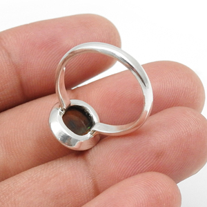 Pierre précieuse d'opale noire naturelle faite à la main en argent sterling 925 bagues d'éternité en vermeil bagues de fiançailles et de mariage de luxe de haute qualité - Product Image 4