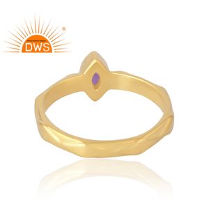 Anillo de piedras preciosas de amatista natural chapado en oro de 18 quilates de Plata de Ley 925 de última venta - Product Image 2