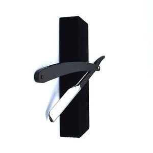 Maquinilla de afeitar recta de peluquero de acero inoxidable sólido con logotipo personalizado con revestimiento negro con hoja expuesta - Product Image 2