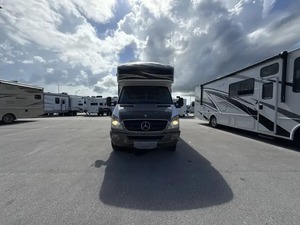 Winnebago View 2-4-M d'occasion de 2012 prêt à être vendu - Product Image 5