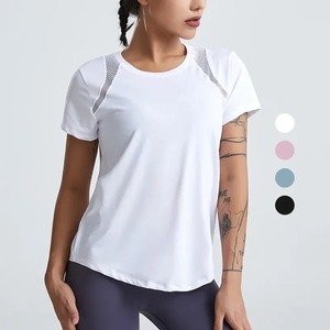 Hauts de yoga en nylon d'été pour femmes T-shirts à manches courtes à séchage rapide pour la course et le fitness avec décoration de boutons et design creux - Product Image 1