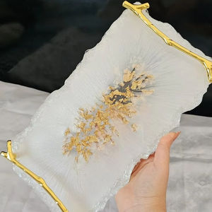 ถาดเสิร์ฟเรซินรูปแบบไม่ซ้ำใครออกแบบมาสำหรับการตั้งค่าโต๊ะอย่างสร้างสรรค์และการตกแต่งบ้านที่ทันสมัย - Product Image 1