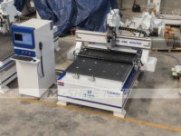 Router CNC con Cambio Automático de Herramienta 1325 para Trabajos en Madera, Muebles, Fresado de MDF, Panelización y Tallado