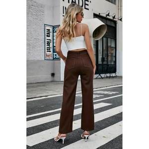 Jean en denim marron tendance et décontracté à jambe large pour femme, taille haute de luxe, écologique, durable, style urbain et mode - Product Image 5