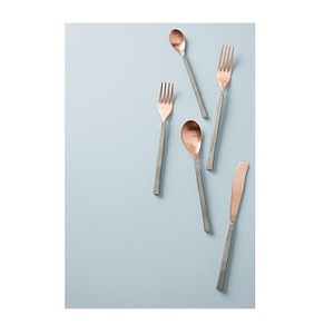 Alta demanda en el mercado en línea Juego de cubiertos de restaurante para hotel 304 cucharas de metal tenedores y cuchillos juego de cubiertos de acero inoxidable - Product Image 1