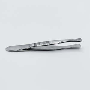 Pince à sourcils à pointe inclinée pour femmes de la meilleure qualité, conception droite et polie - Product Image 1